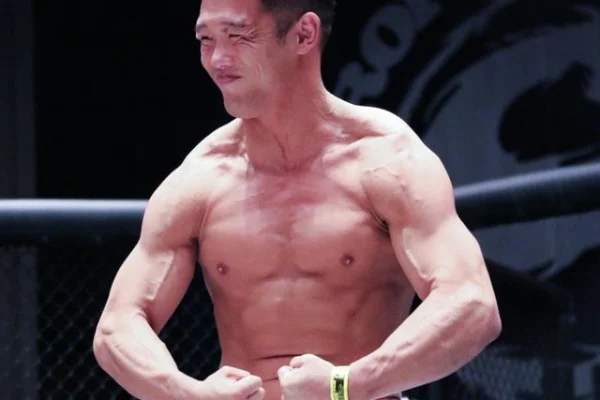 唐凯卫冕战前伤病恢复迎关键节点 泰国对手重拳隐患不容小视